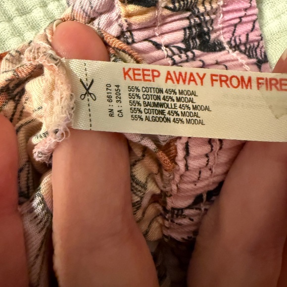 Anthropologie flannel Pajama set size Medium - Picture 9 of 9